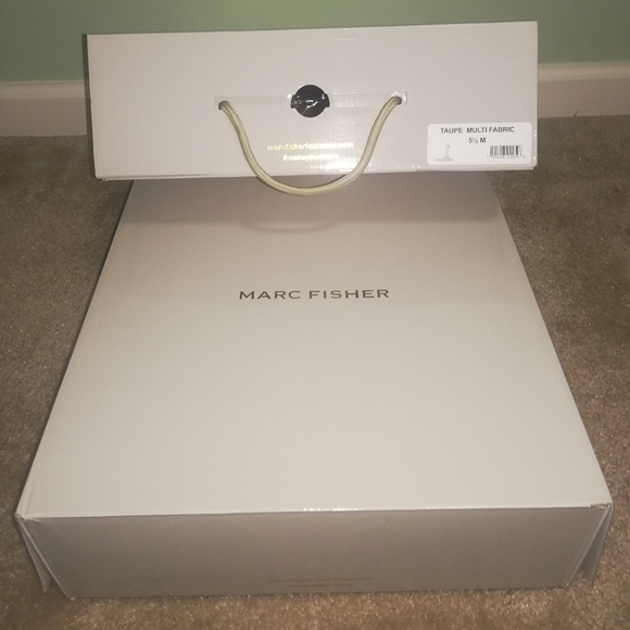 Marc Fisher (MFLOCKET) over the knee boots - Picture 6 of 6